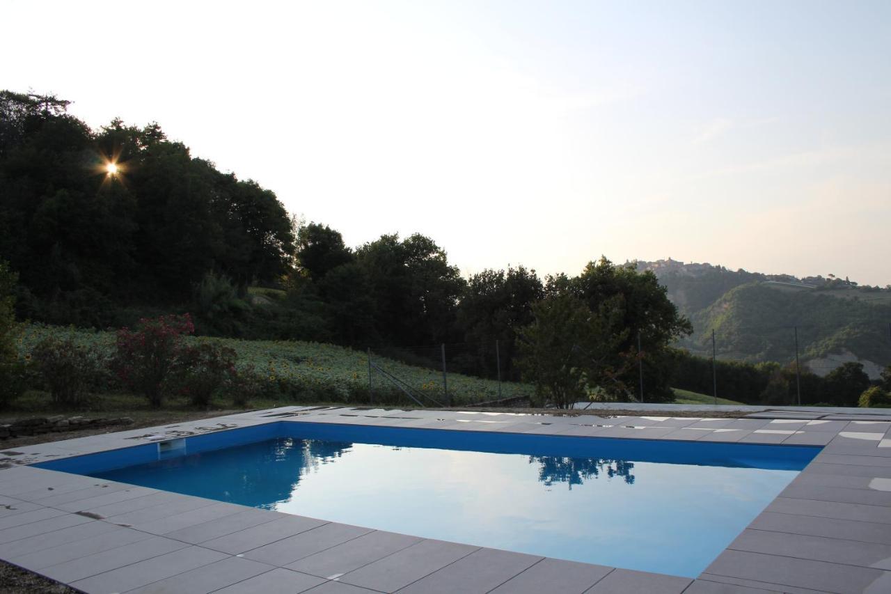 Casale Fontanile Bed And Breakfast Smerillo Extérieur photo